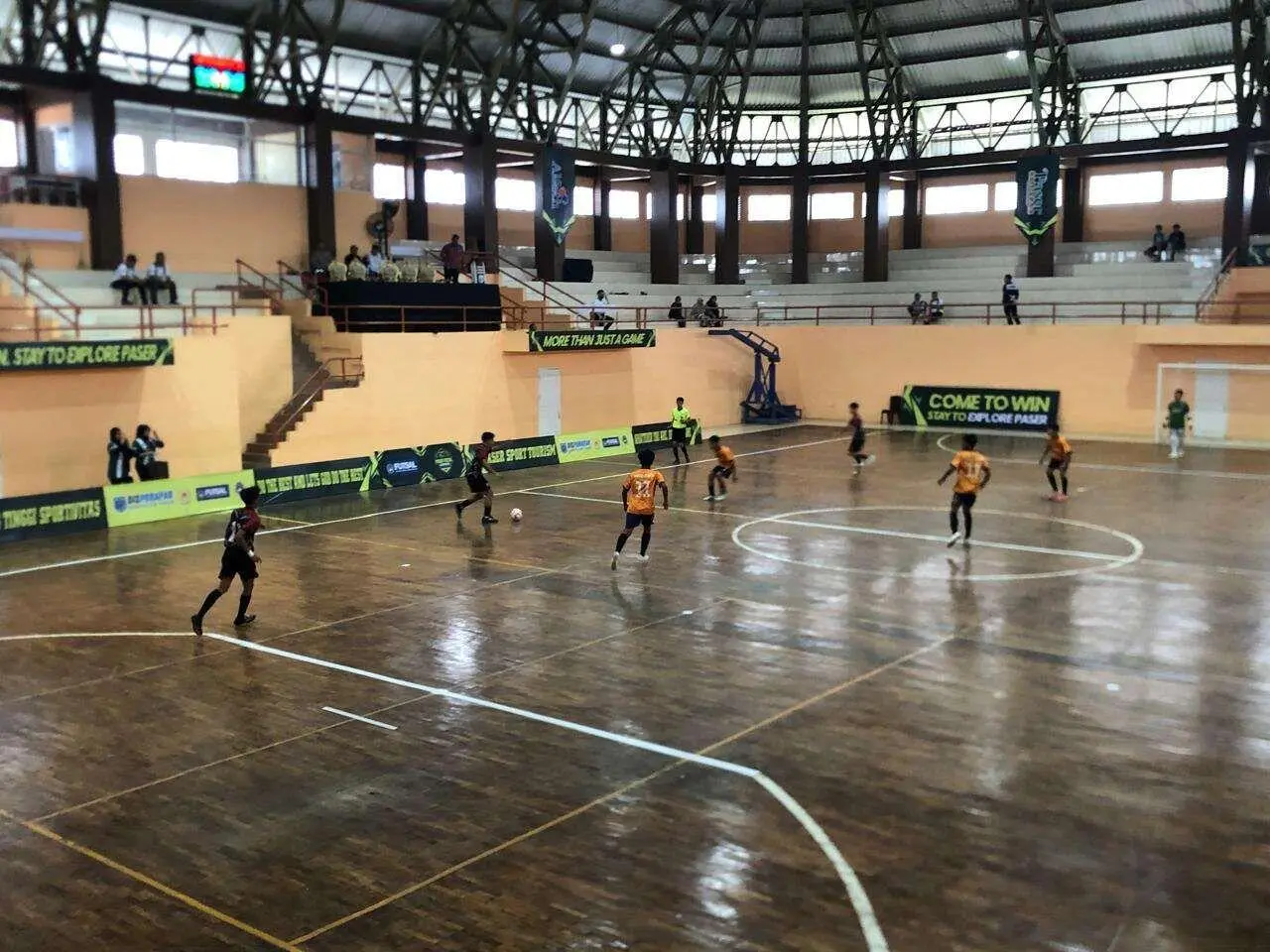 Jenis-jenis Olahraga Indoor yang Cocok Dilakukan Saat Musim Hujan
