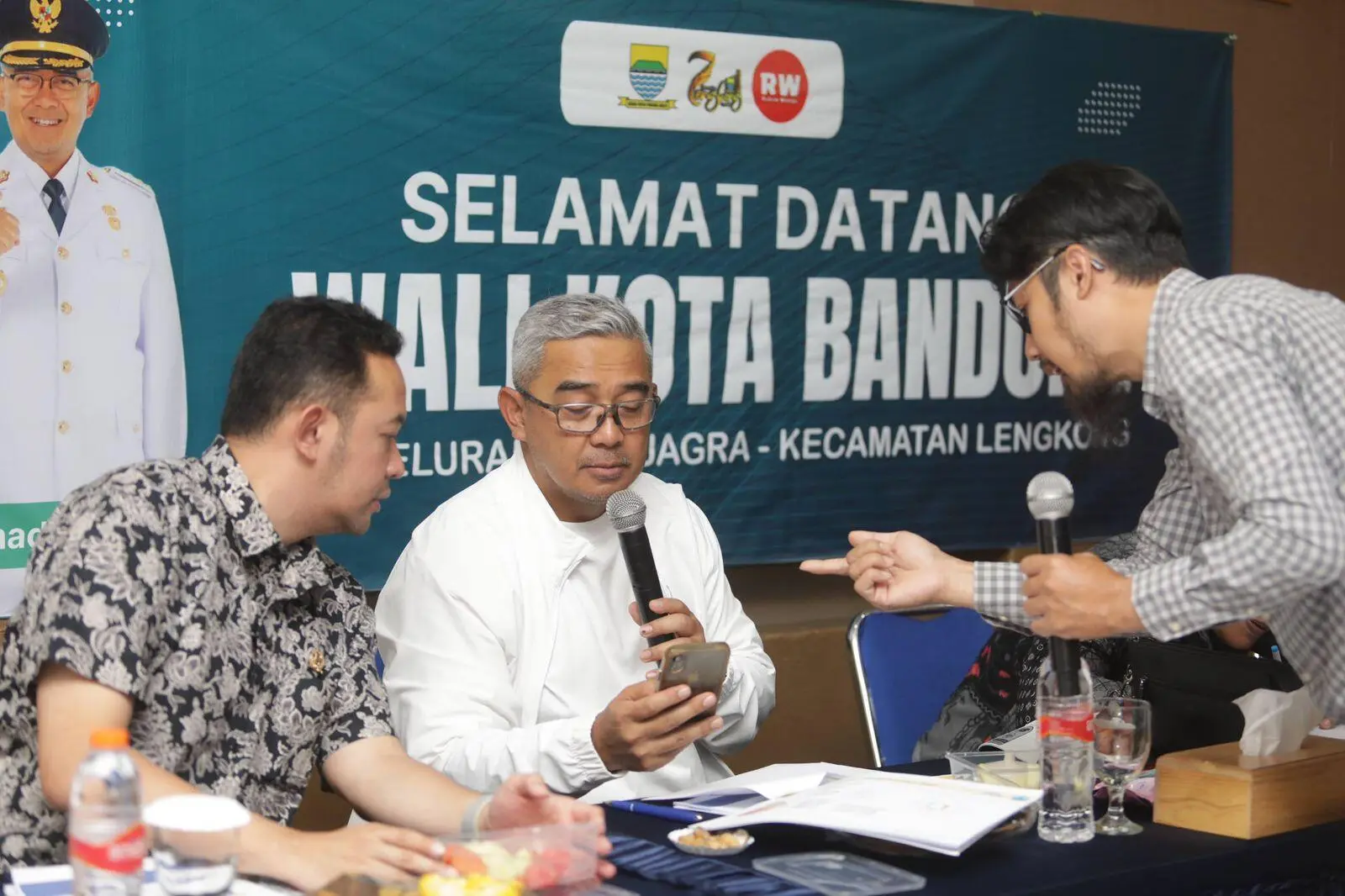 Atasi Banjir dan Tata Wilayah, Wali Kota Bandung Muhammad Farhan Evaluasi Drainase Cijagra