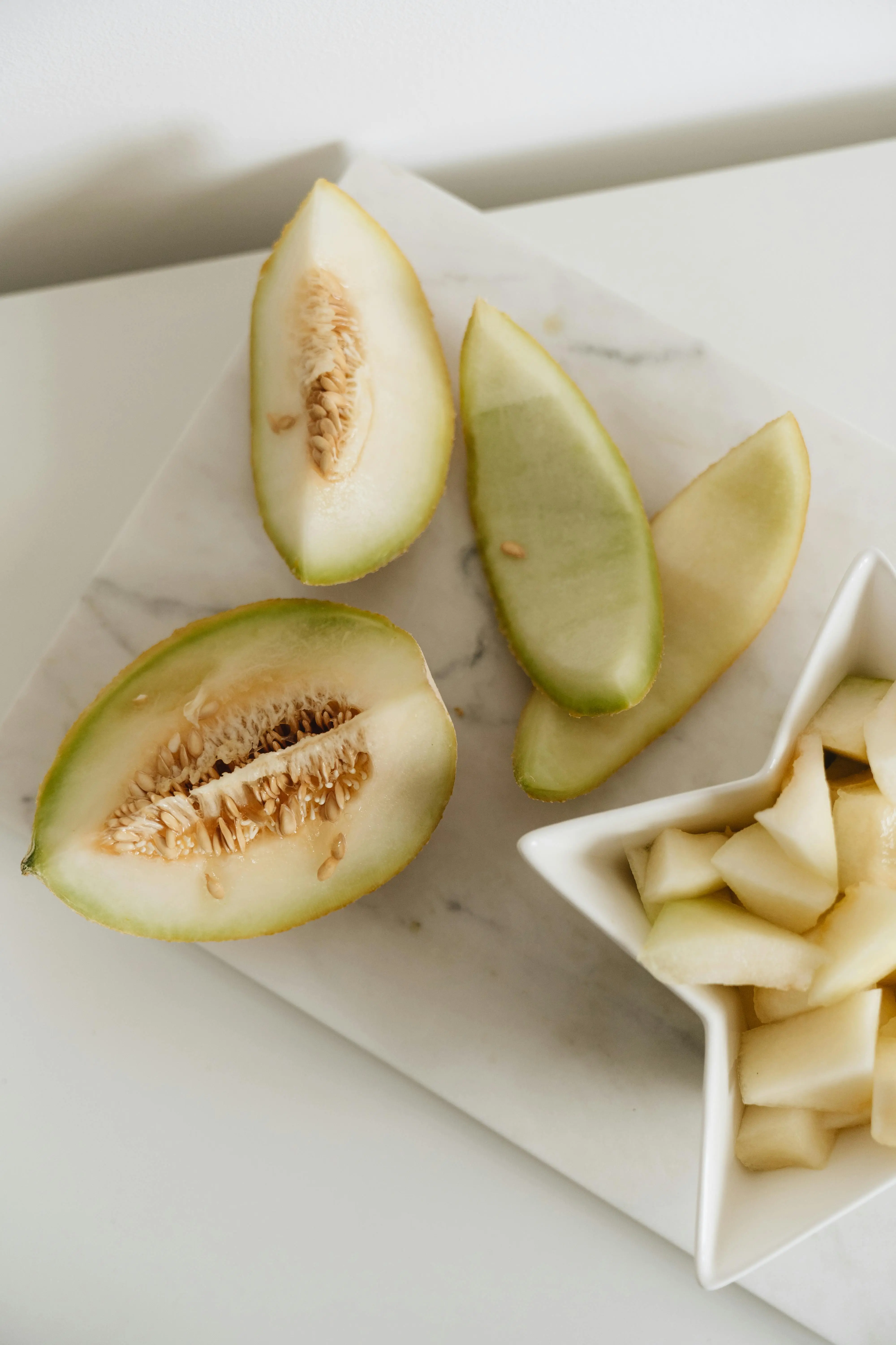 Hati-hati, Ini 5 Efek Samping Makan Buah Melon Berlebihan bagi Tubuh