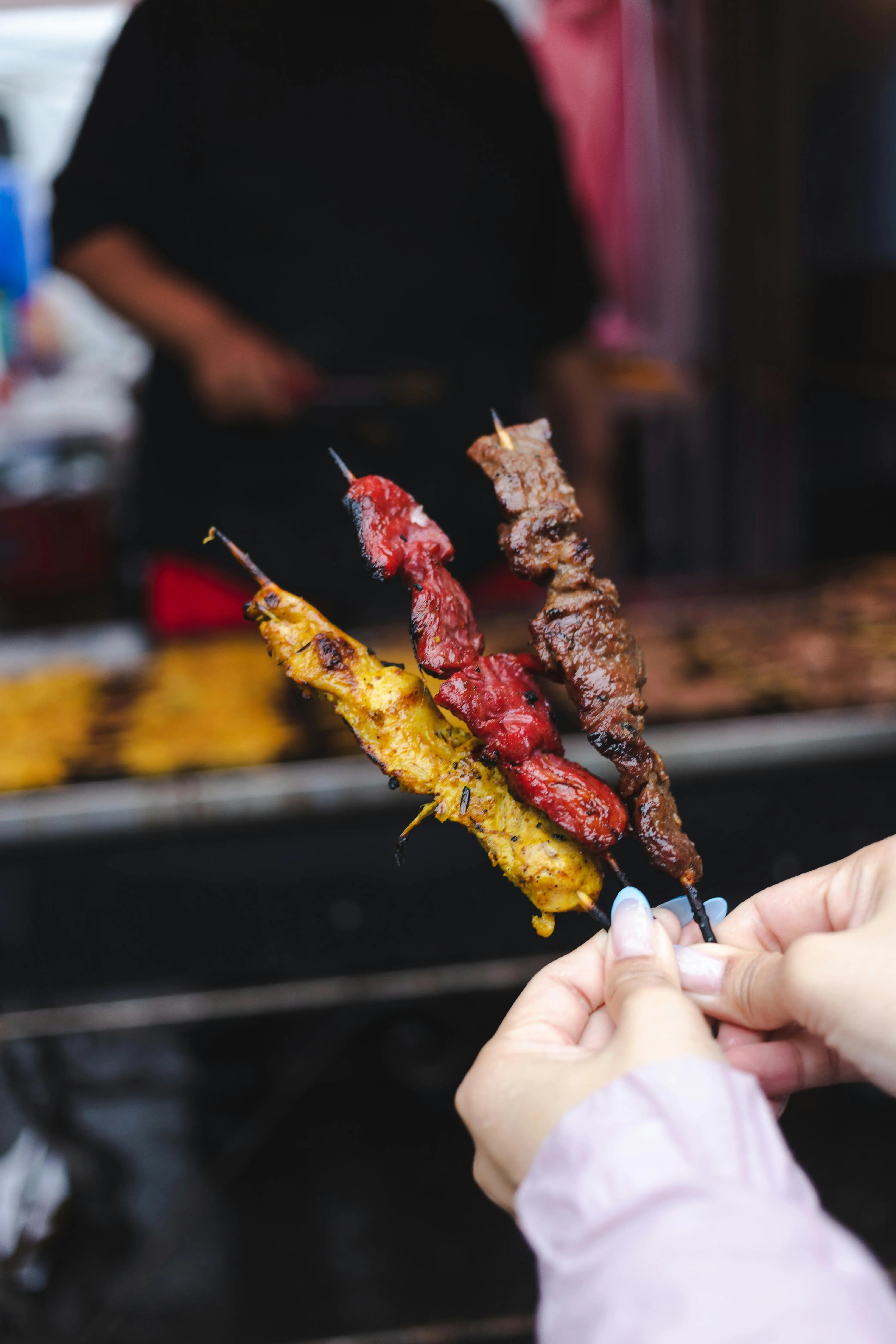 Dilema Bakaran: Benarkah Sate Ayam Lebih Sehat dari Sate Daging Merah? Cek Faktanya