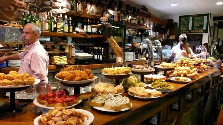 Fakta Menarik Budaya Kuliner Spanyol: Kenapa Makan Malam Selalu Larut