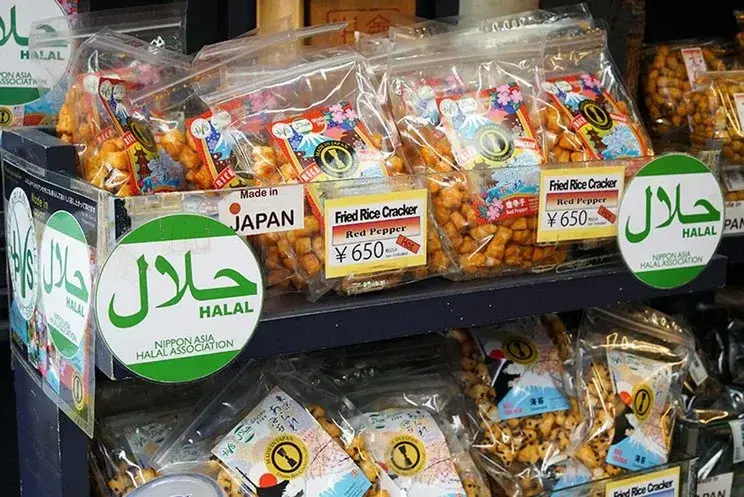 Kenali Ciri-Ciri Makanan Halal di Luar Negeri agar Tidak Salah Pilih