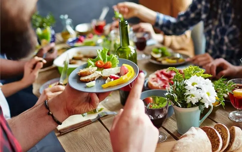 Agar Tidak Boros, Ini 5 Tips Makan di Luar Negeri yang Hemat dan Aman