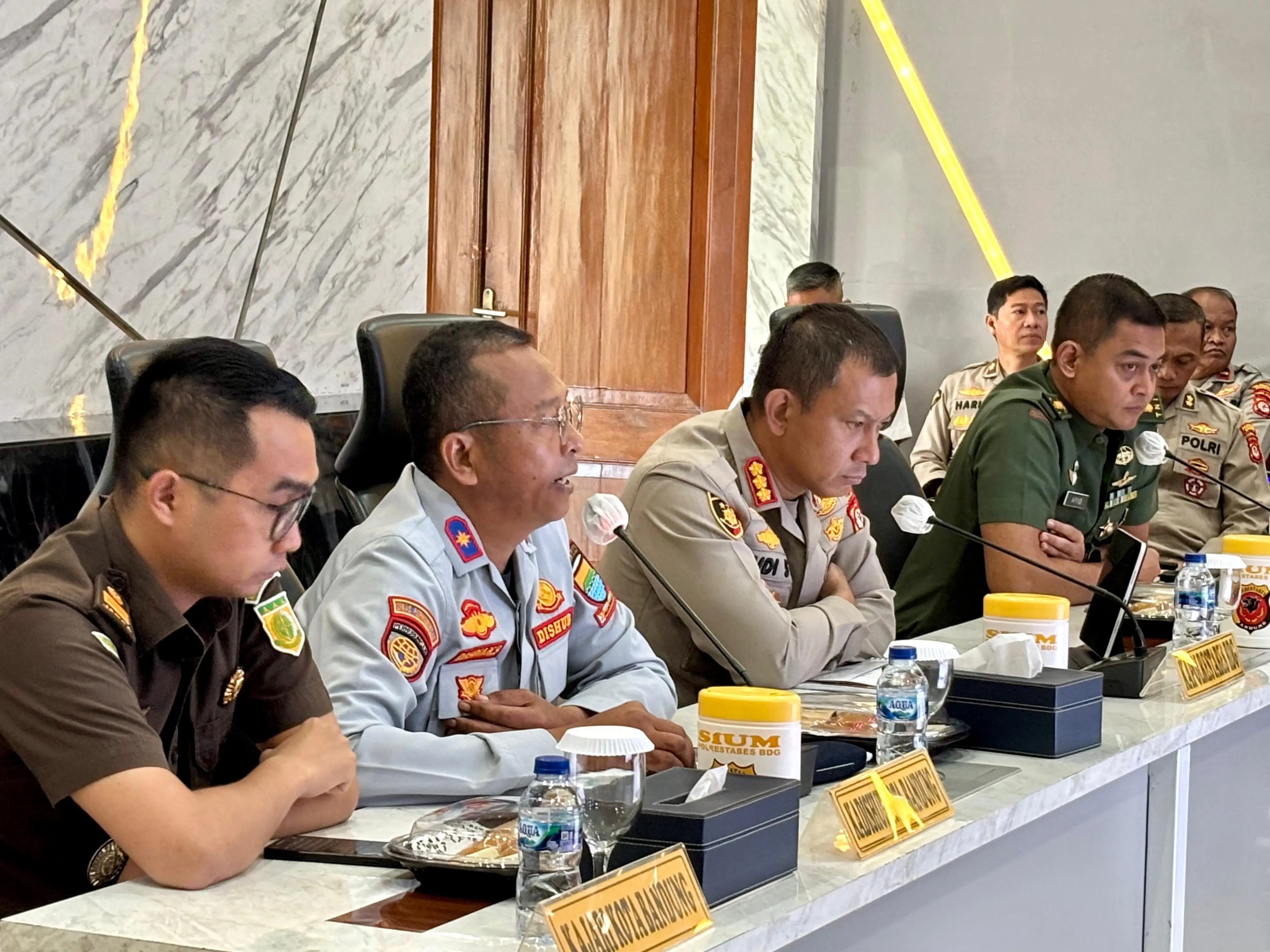Atasi Macet Tahun Baru 2026, 2.602 Sopir Angkot Bandung Diliburkan dan Diberi Kompensasi Rp500 Ribu