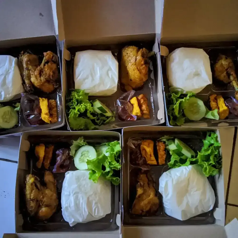 Menu Syukuran Gak Pakai Mahal, Cek Paket Hemat dari Resto Ayam Goreng Populer