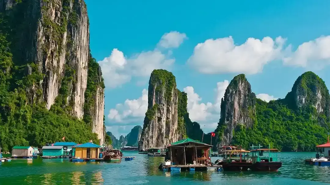 Mending Vietnam atau Thailand? Simak Perbandingan Biaya Lengkap untuk Liburan Low-Budget