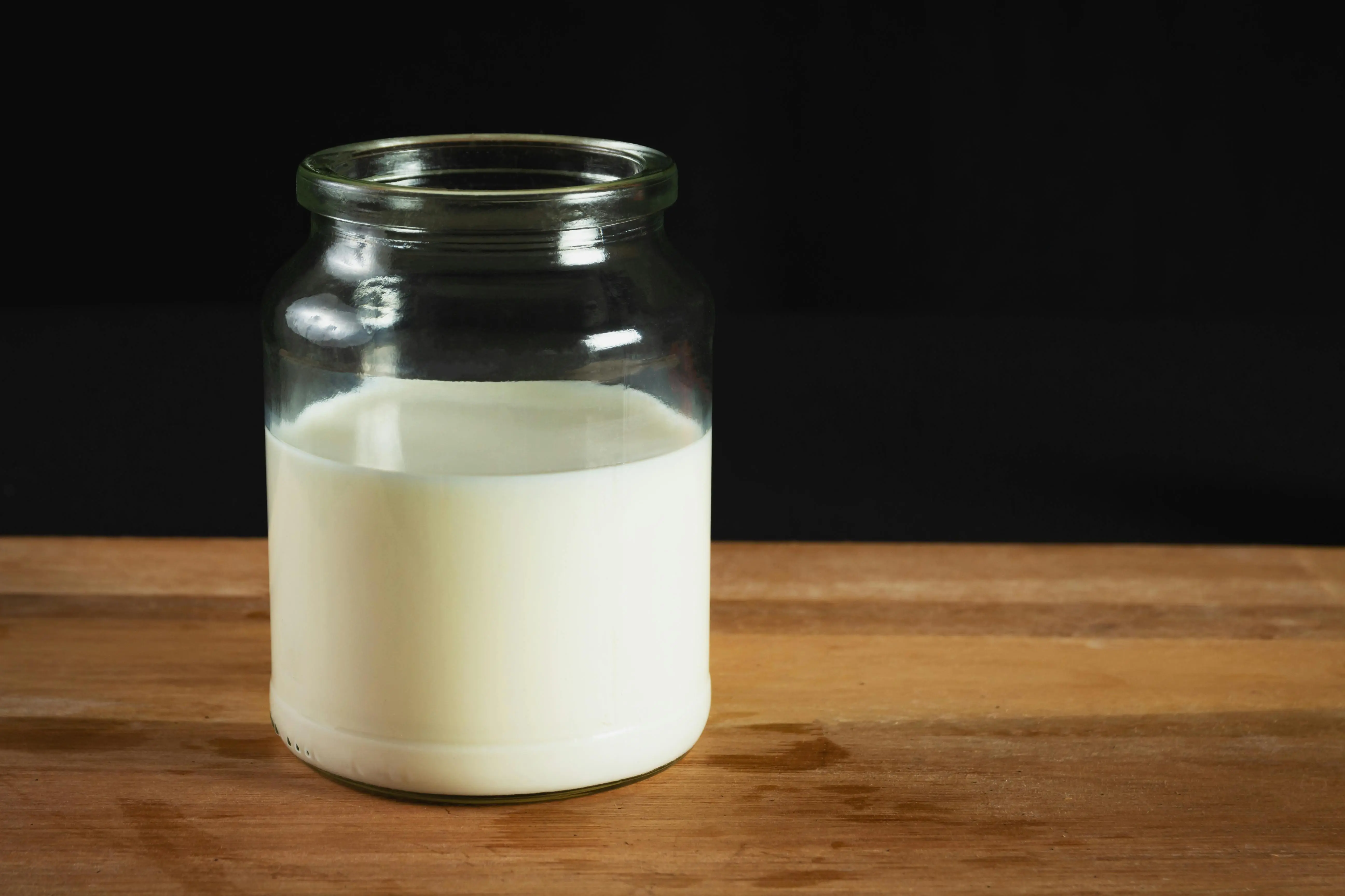 Menjaga Ketajaman Pikiran dengan Segelas Susu: Apa yang Diungkapkan oleh Riset Harvard?