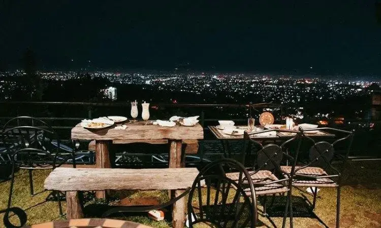 Wisata Dingin dan Syahdu: Lembang Tetap Jadi Primadona Merayakan Malam Tahun Baru 2026 di Bandung