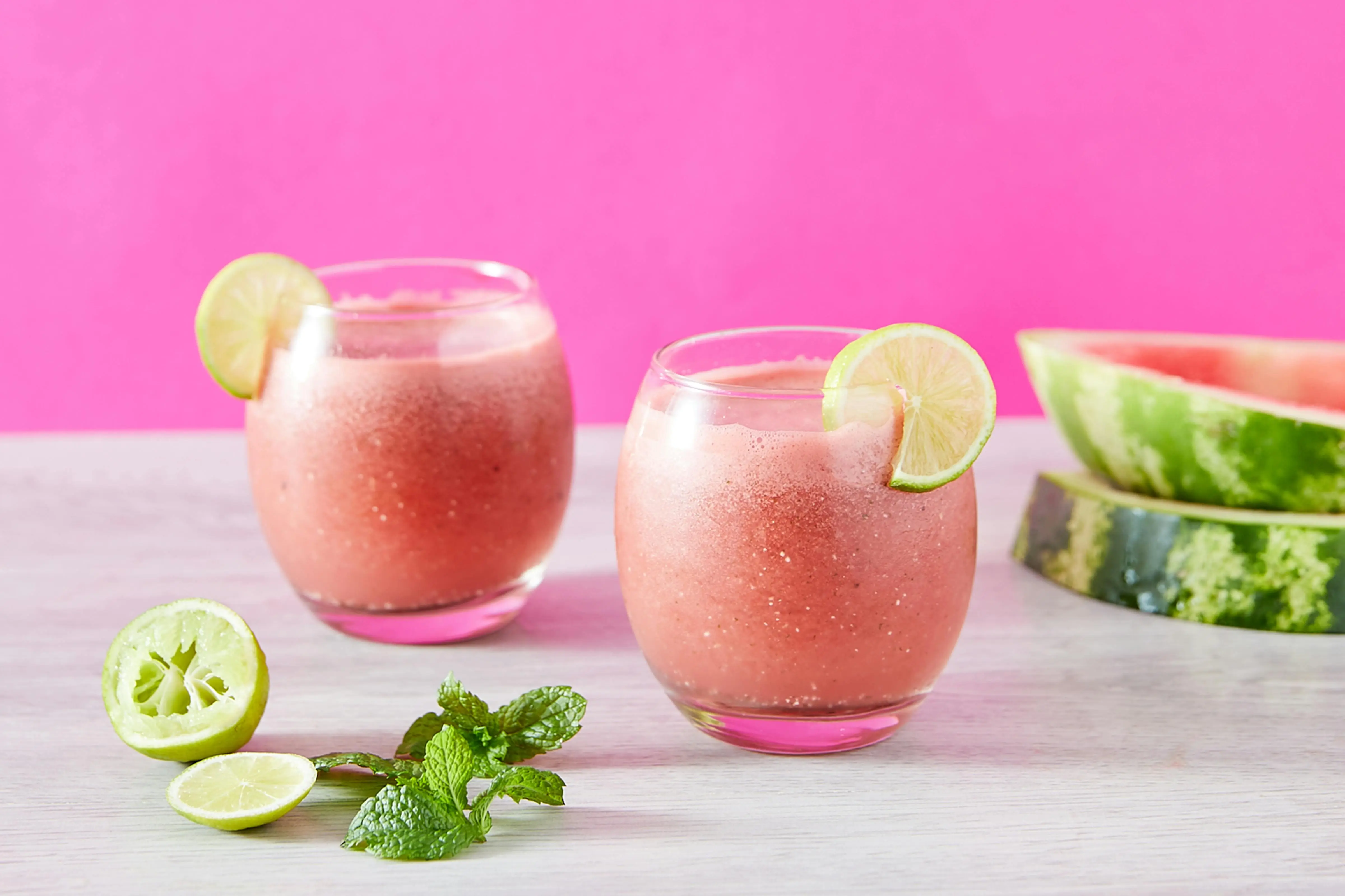 Cara Enak Cegah Dehidrasi, Intip Sederet Keunggulan Smoothie Semangka bagi Tubuh Anda