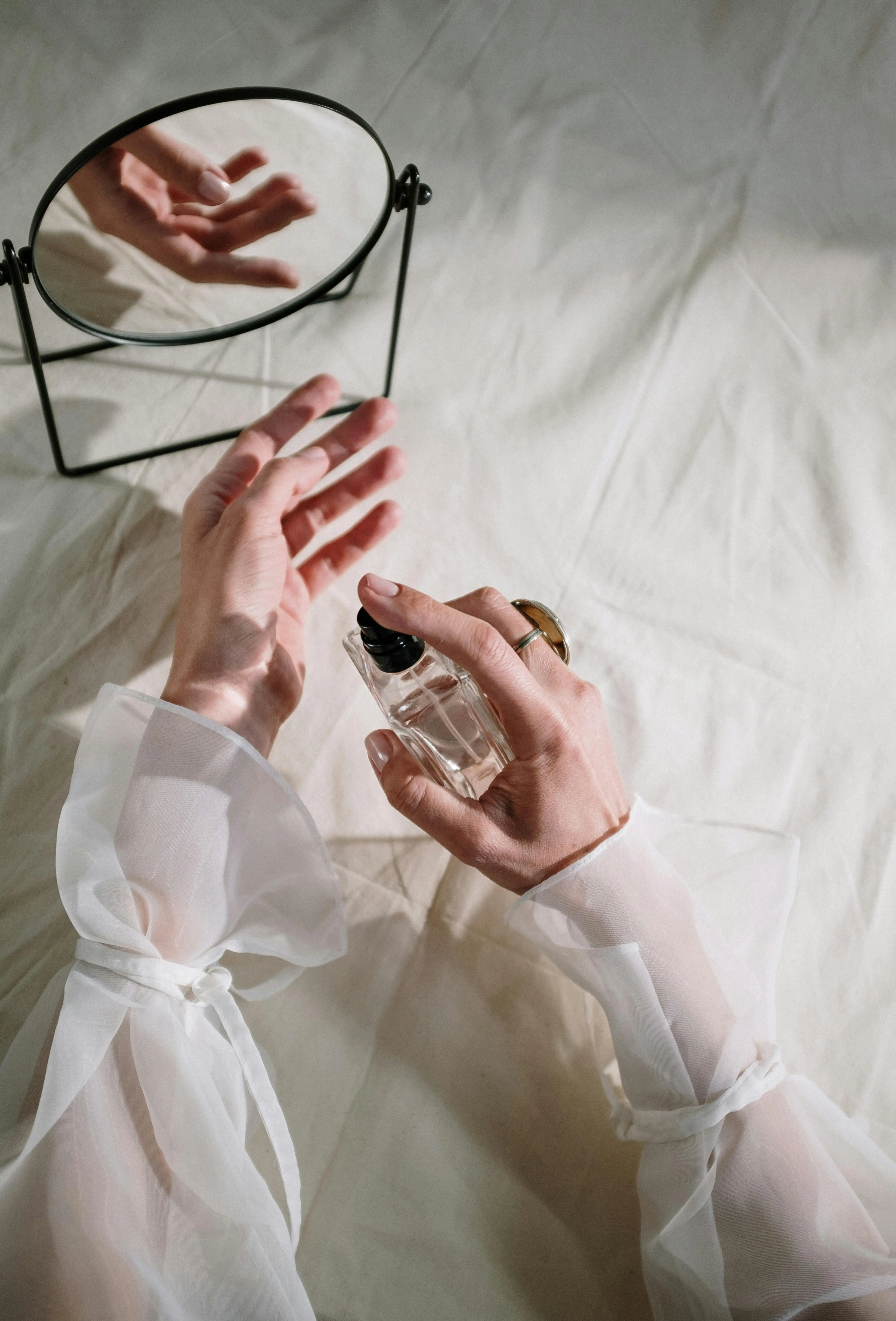 Bukan Sekadar Harum, Ini Cara Pilih Parfum yang Cocok untuk Aktivitas Padat