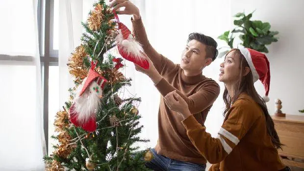 Bikin Momen Makin Intim, Inilah 5 Ide Kegiatan Natal Romantis Bareng Pasangan yang Seru Dilakukan di Rumah
