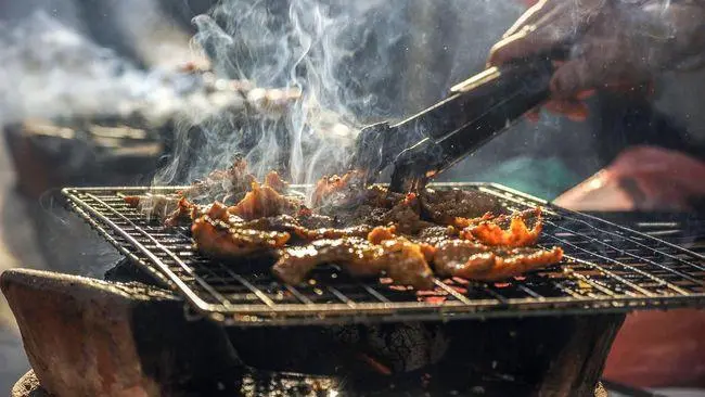 Wajib Ada! Ini Daftar Bahan Barbeque Lezat untuk Meriahkan Malam Tahun Baru