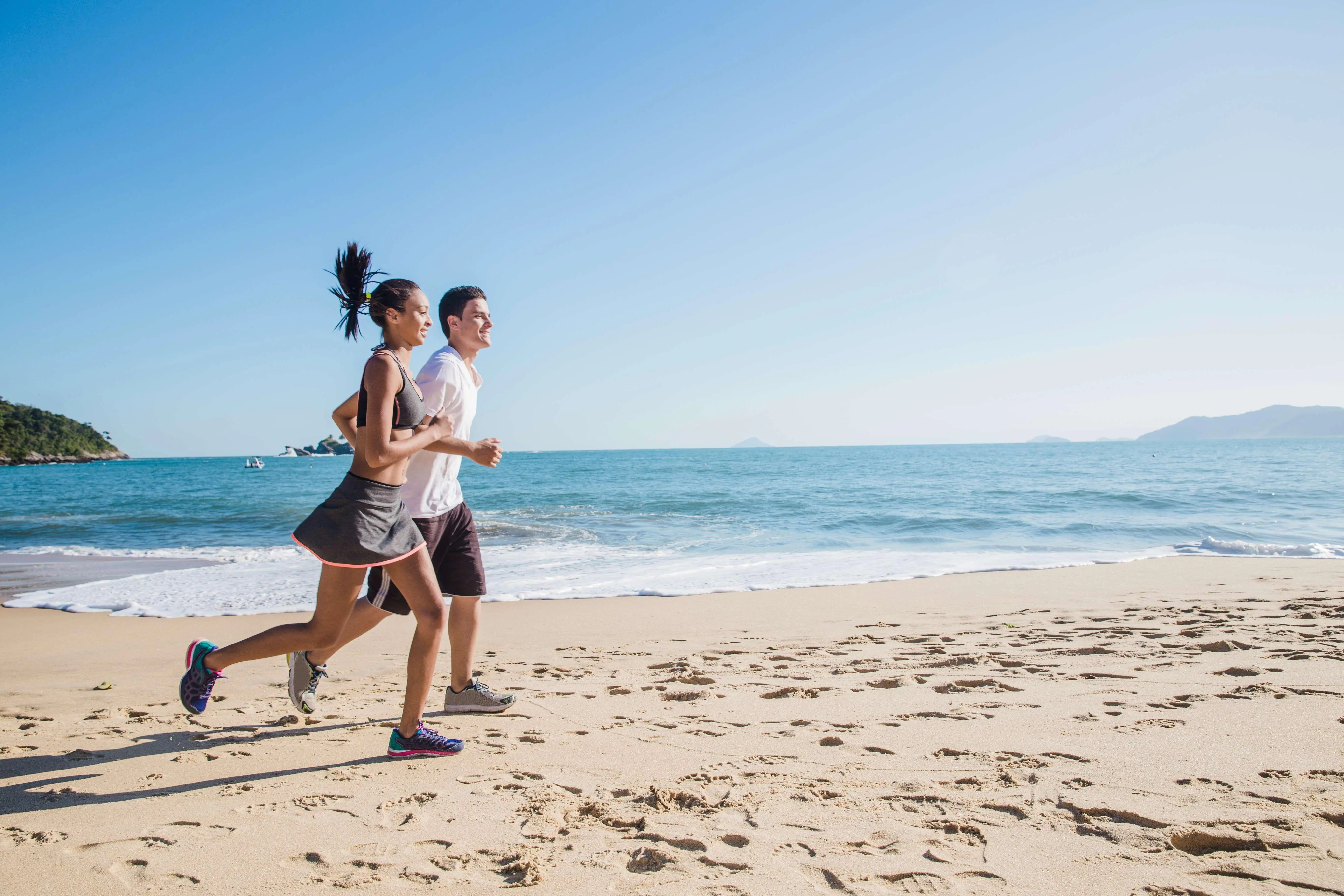 Liburan Tetap Fit! Ini 5 Tips Olahraga Simpel yang Tak Akan Ganggu Momen Jalan-Jalan Anda