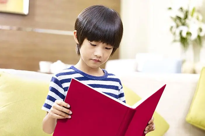Minat Baca Siswa Perlu Ditanamkan Sejak Usia Sekolah, Ini Langkahnya