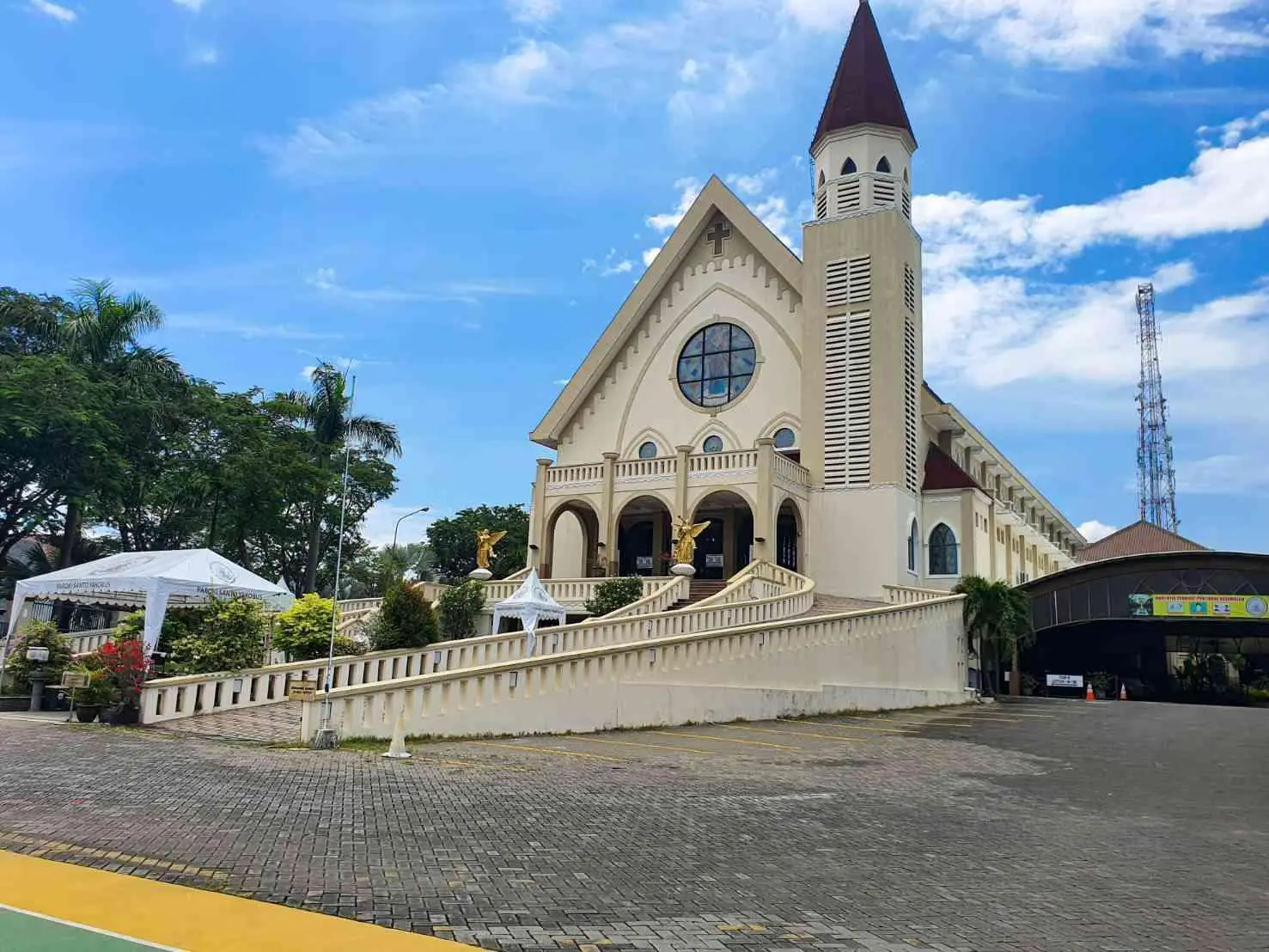 Lengkap! Waktu Ibadah Malam dan Pagi Natal 2025 di Paroki Santo Yakobus Rasul Bogor