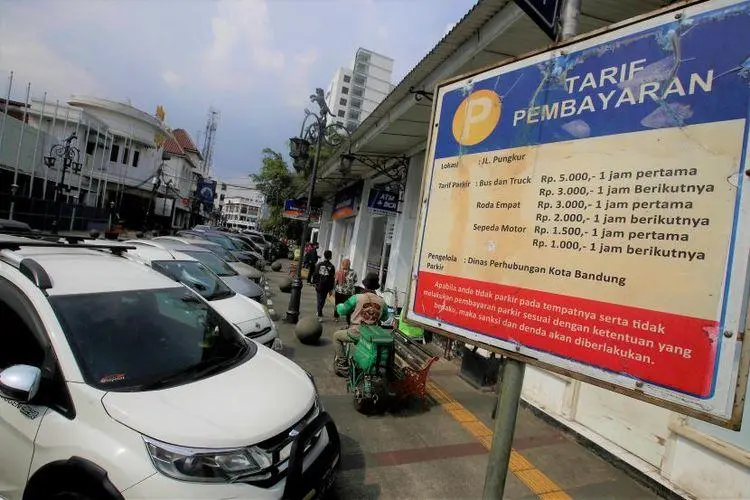 Atasi Pungli Parkir di Braga, Pemkot Bandung Ambil Langkah Tegas