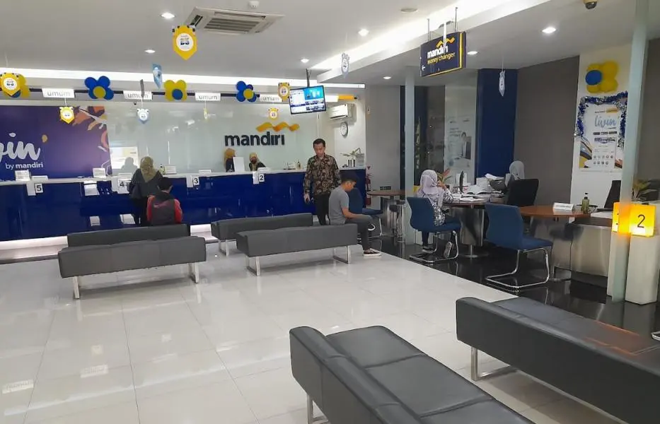 Nasabah Catat, Operasional Cabang Bank Mandiri Kembali Normal di Awal 2026