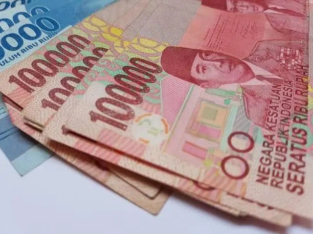 Rupiah Menguat di Pembukaan Perdagangan Senin 22 Desember 2025, Sentuh Rp16.740 per Dolar AS