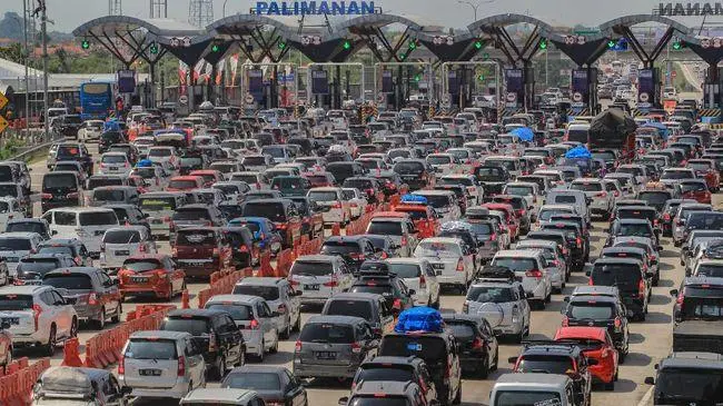 Jasa Marga Catat Peningkatan Arus Lalu Lintas Menuju Trans Jawa dan Bandung Menjelang Natal