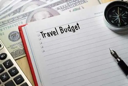 Tips Persiapan Perjalanan Liburan Akhir Tahun Agar Aman, Nyaman, dan Seru