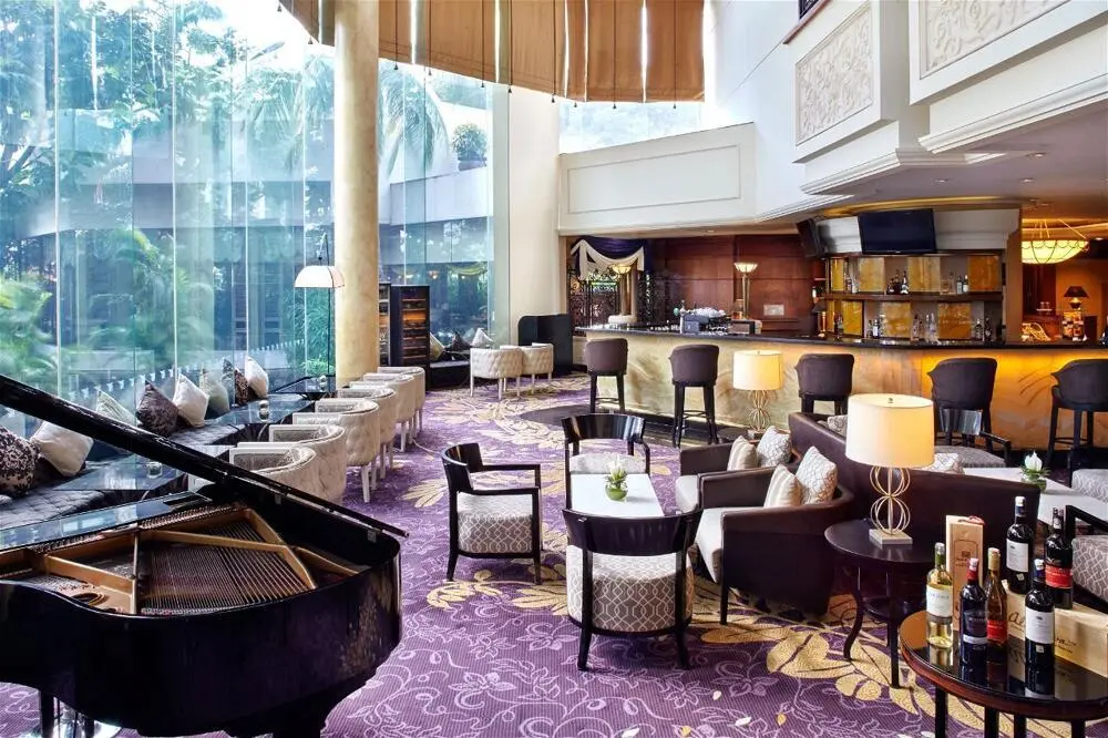 Rayakan Nataru dengan Gaya Mewah, JW Marriott Surabaya Hadirkan Festive Carnival 2025