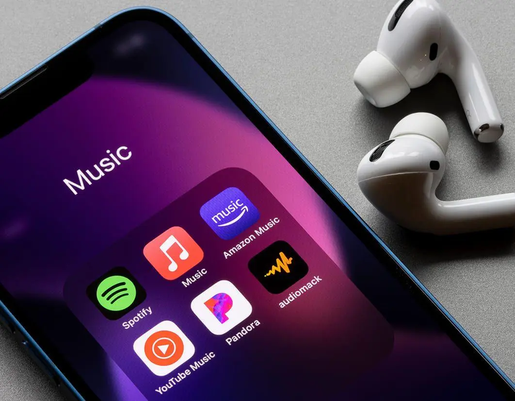 7 Platform Streaming Musik Terpopuler yang Wajib Dicoba, Bisa Dengerin Lagu Sepuasnya!