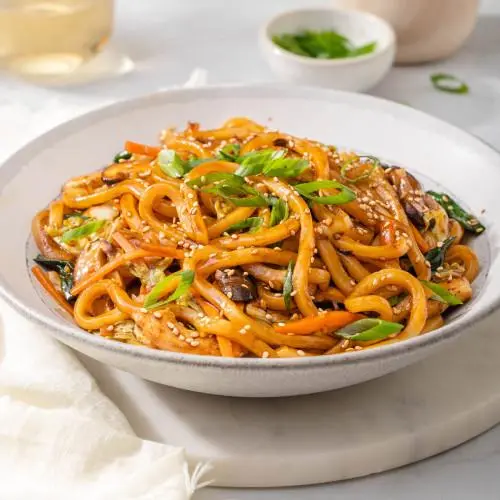 Resep Tumis Udon ala Shireen Sungkar, Cepat dan Praktis untuk Menu Harian