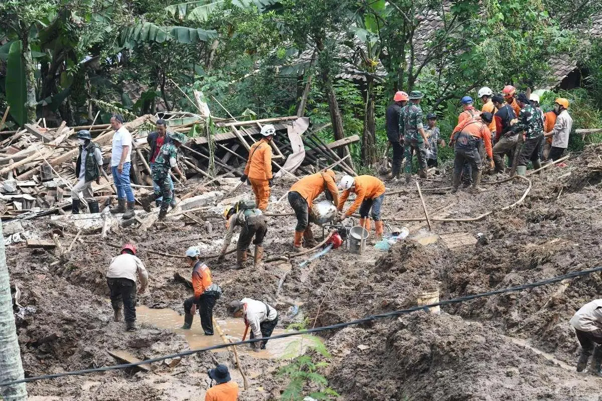 Kenapa Banjir dan Longsor Sering Terjadi di Jawa Barat? Ini Penjelasan Lengkap