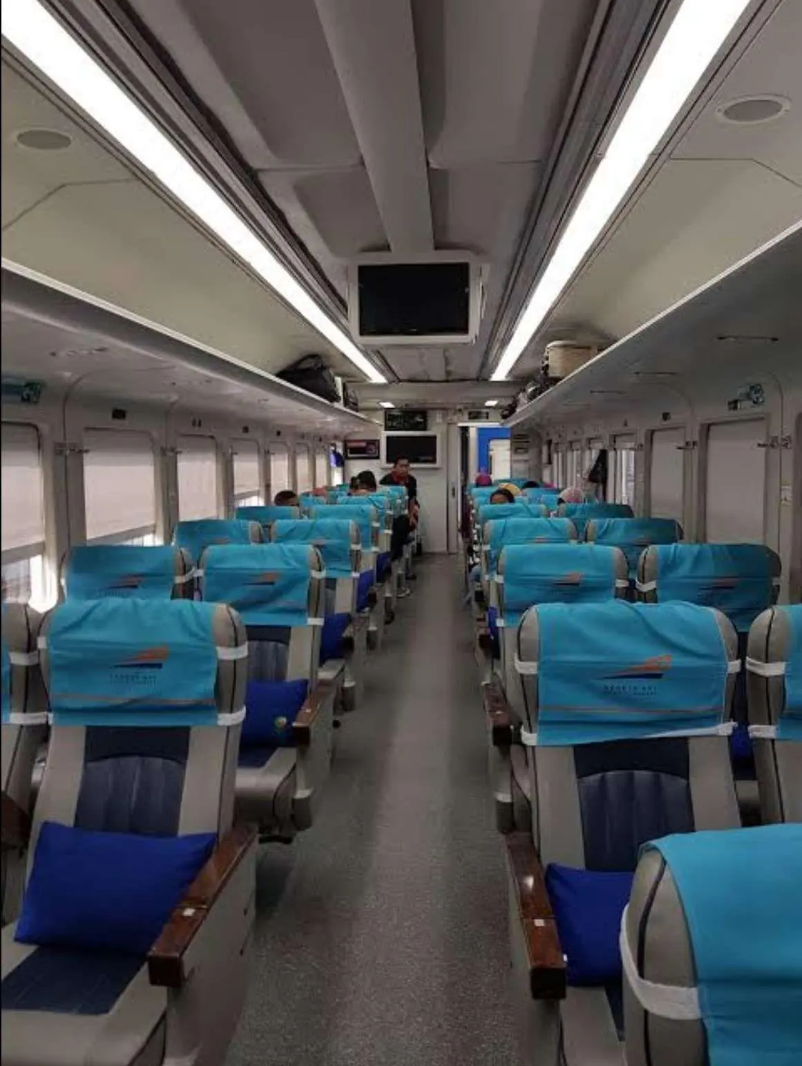 Perbedaan Kereta Ekonomi dan Eksekutif yang Harus Diketahui Sebelum Membeli Tiket