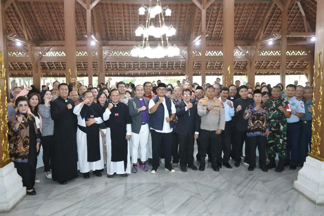 Jelang Natal 2025, Wali Kota Bandung Mengajak Seluruh Warga untuk Perkuat Kebersamaan Lintas Iman