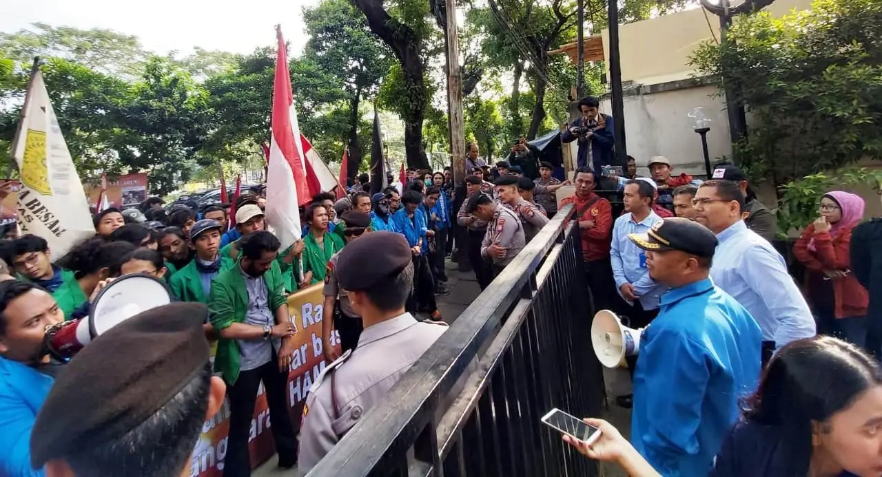 Isi Tuntutan Aksi Hari HAM Mahasiswa Papua di Bandung: Soroti Krisis Kemanusiaan