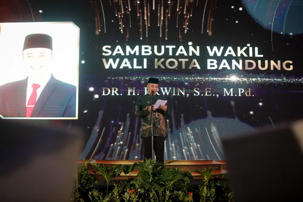 Pemkot Bandung Berikan Apresiasi atas Inovasi Guru dan Kepala Sekolah untuk Kemajuan Pendidikan
