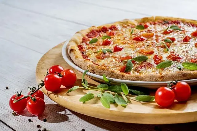 Lebih dari Sekadar Roti dan Keju: Memahami Pizza sebagai Bahasa Universal Makanan