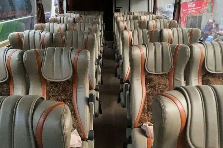 Daftar Harga Terbaru Bus Sinar Jaya Suite Class, Lengkap untuk Semua Rute