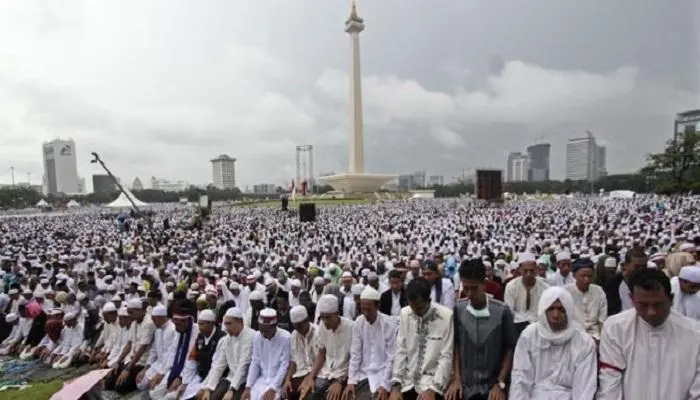 Reuni 212 2025 Dimulai dengan Magrib Berjamaah, Panitia Tambah Agenda Doa untuk Korban Bencana