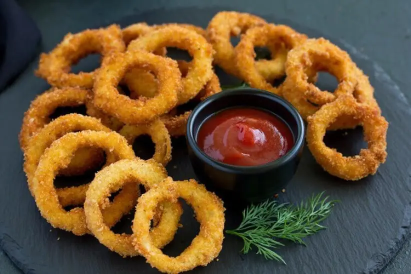 5 Tips Membuat Onion Rings Renyah dan Anti Lembek di Rumah