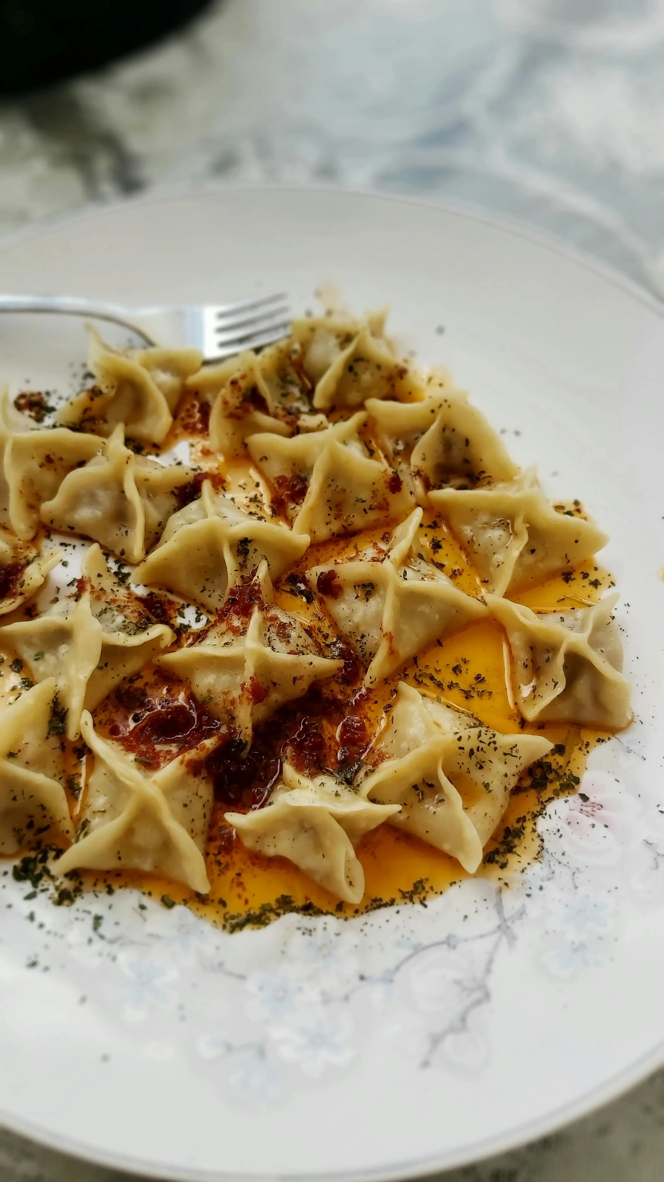 Manti Almaty: Kisah Dumpling Asia Tengah yang Menyatukan Warisan Rasa Timur dan Barat