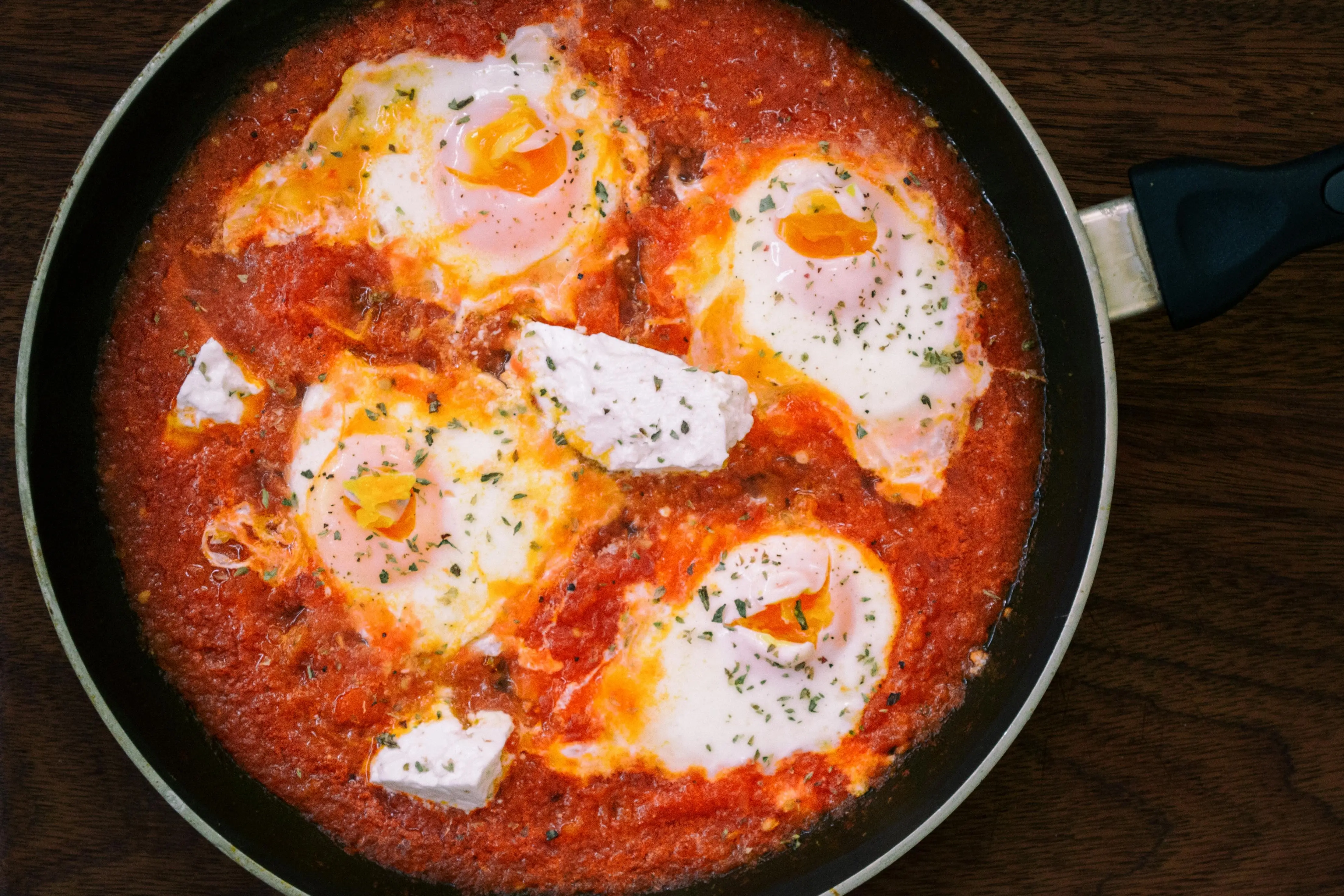 Shakshuka Tel Aviv: Telur dalam Saus Tomat yang Jadi Favorit Dunia