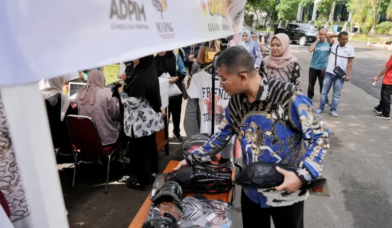 Dukung Program Barbequ, Wagub Jabar: Nanti saya sumbang baju Persib untuk dijual di sini