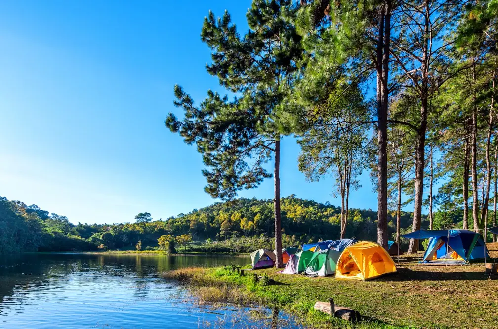 Liburan Nataru di Bandung: Aktivitas Outdoor Seru untuk Keluarga dan Teman