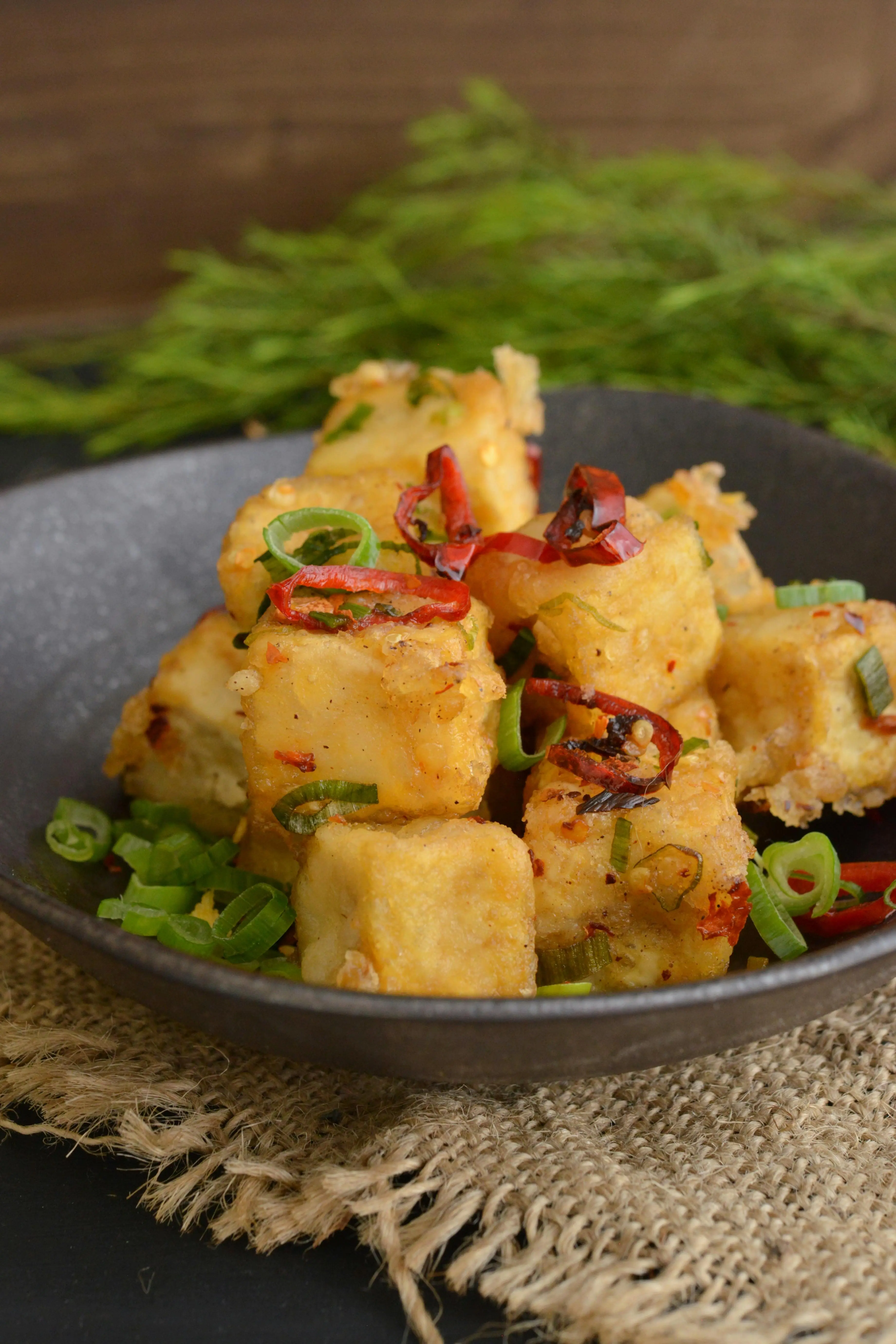 Tahu Goreng Asia: Cara Menghasilkan Kulit Renyah dan Dalam yang Lembut
