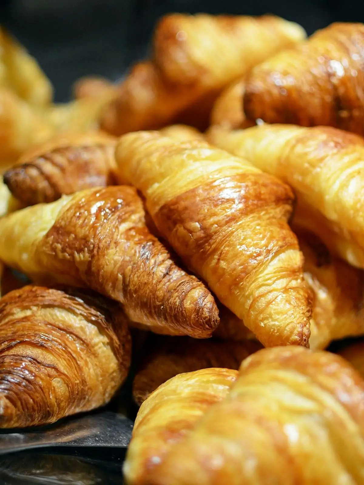 Perjalanan Croissant: Simbol Sederhana Keanggunan Kuliner Ibu Kota Prancis