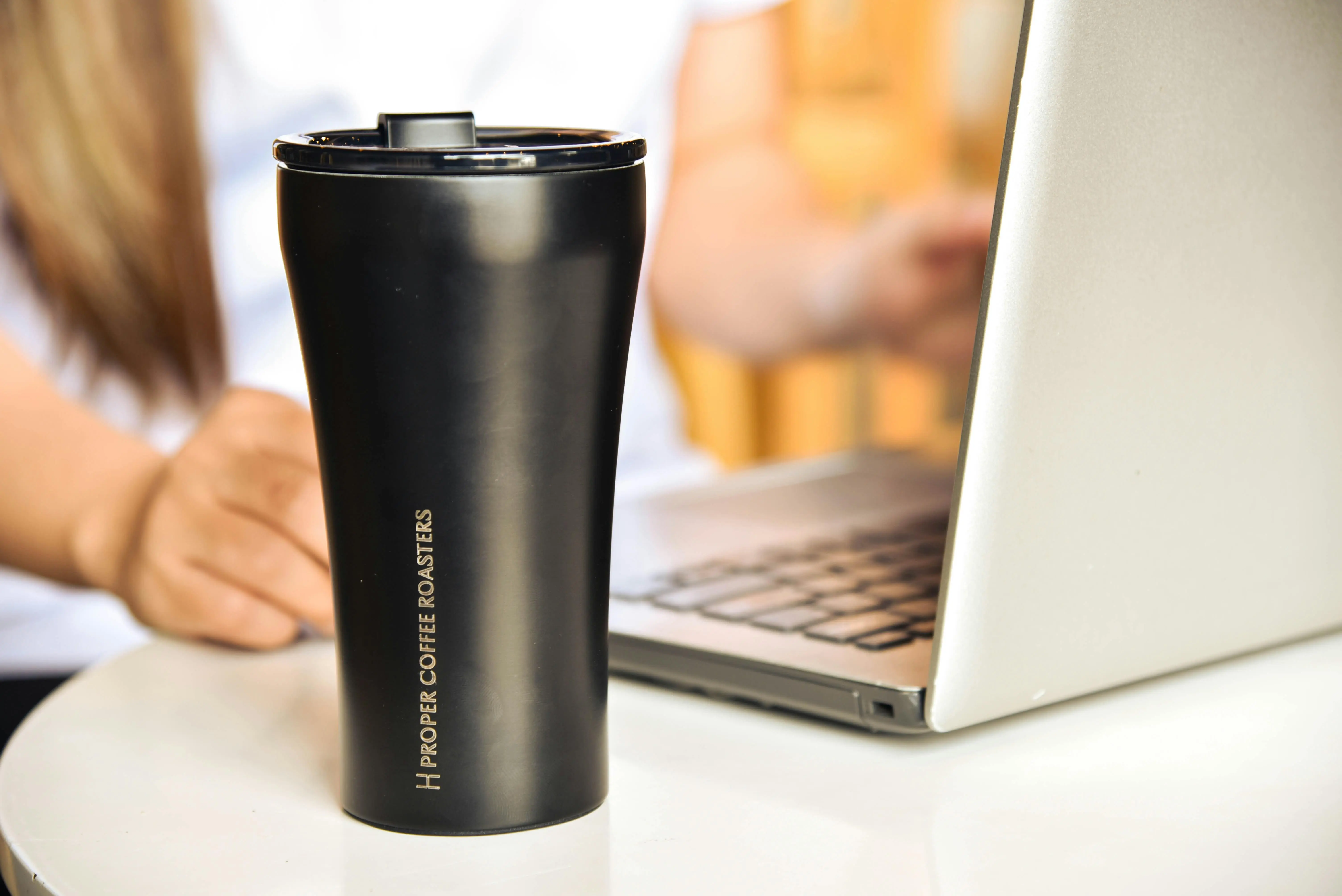 10 Rekomendasi Tumbler, Mulai dari Kapasitas Kecil hingga Besar