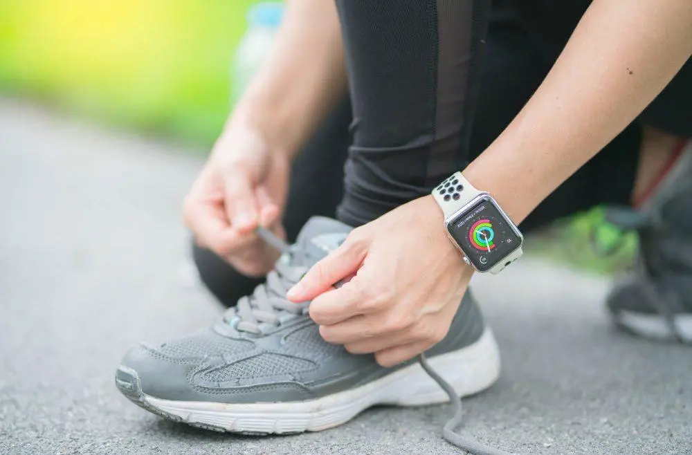 Tips Memilih Smartwatch Terbaik untuk Olahraga Harian, Simpel tapi Fungsional