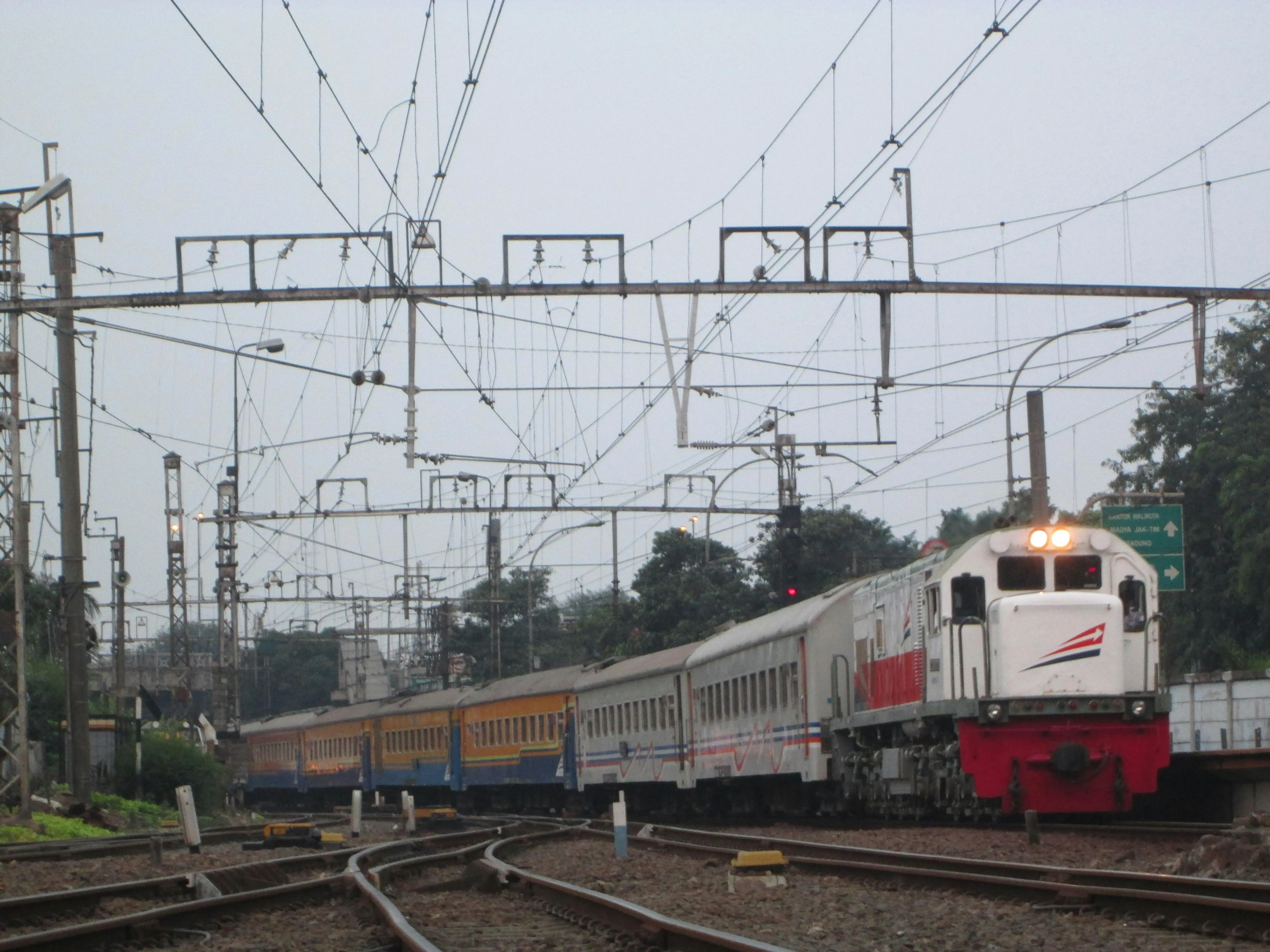 Cari Kereta Api Rute Malang - Ketapang untuk Liburan Nataru 2025/2026? Tenang, Ada KA Tambahan, Berikut Info Lengkapnya