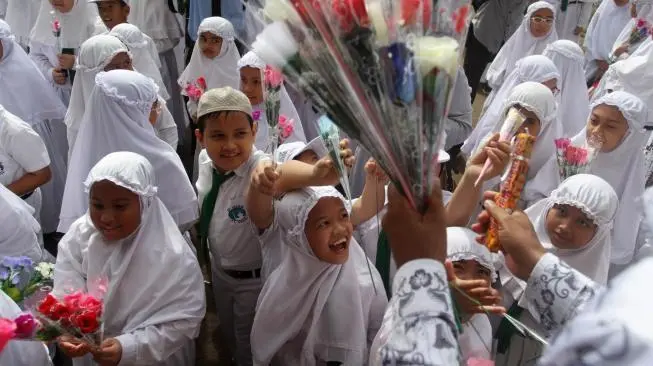 Hari Guru Nasional 25 November 2025: Ucapan Terima Kasih Sederhana dari Siswa SD
