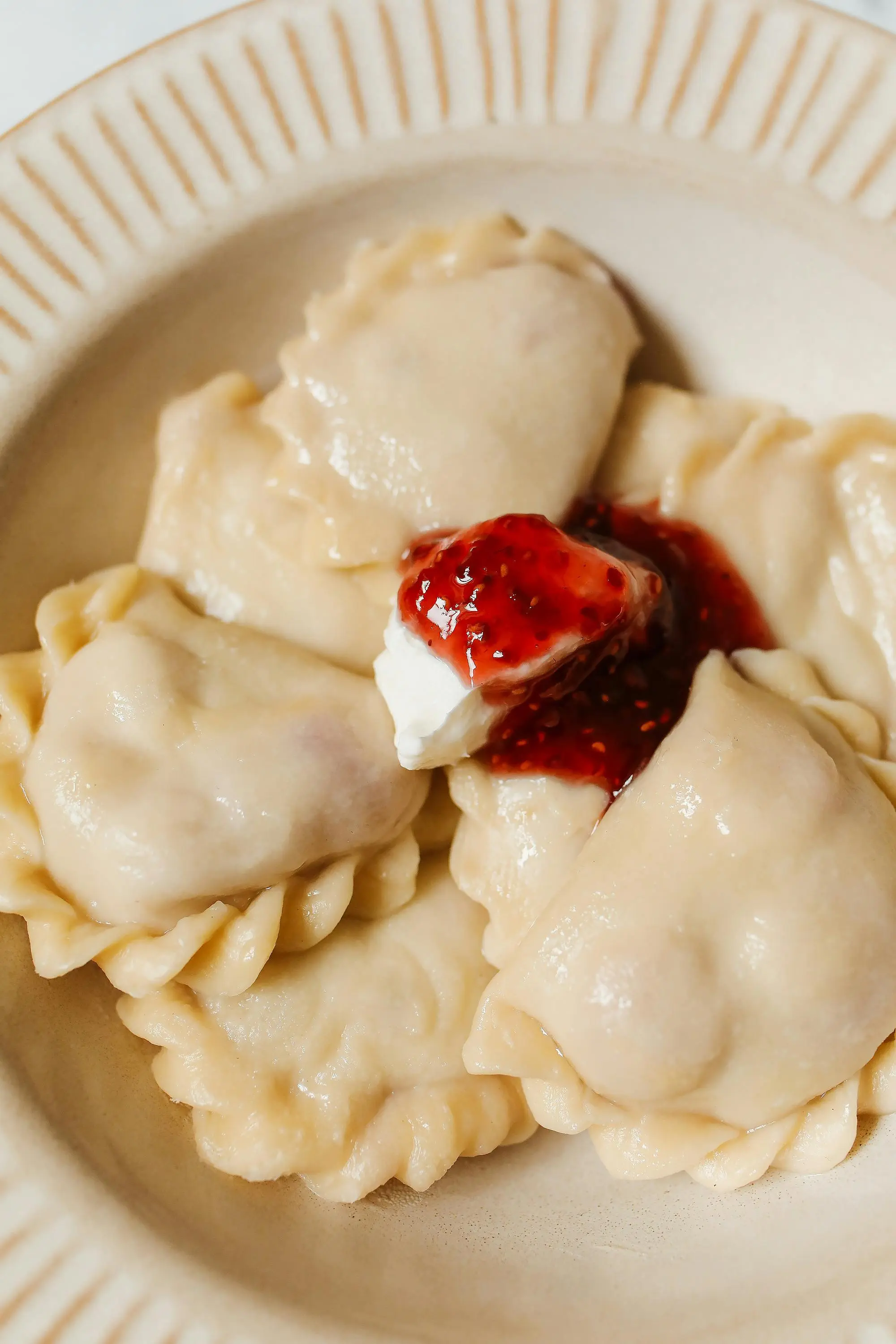Pierogi Krakow: Menggali Kisah dan Rasa Pangsit Klasik Kebanggaan Polandia