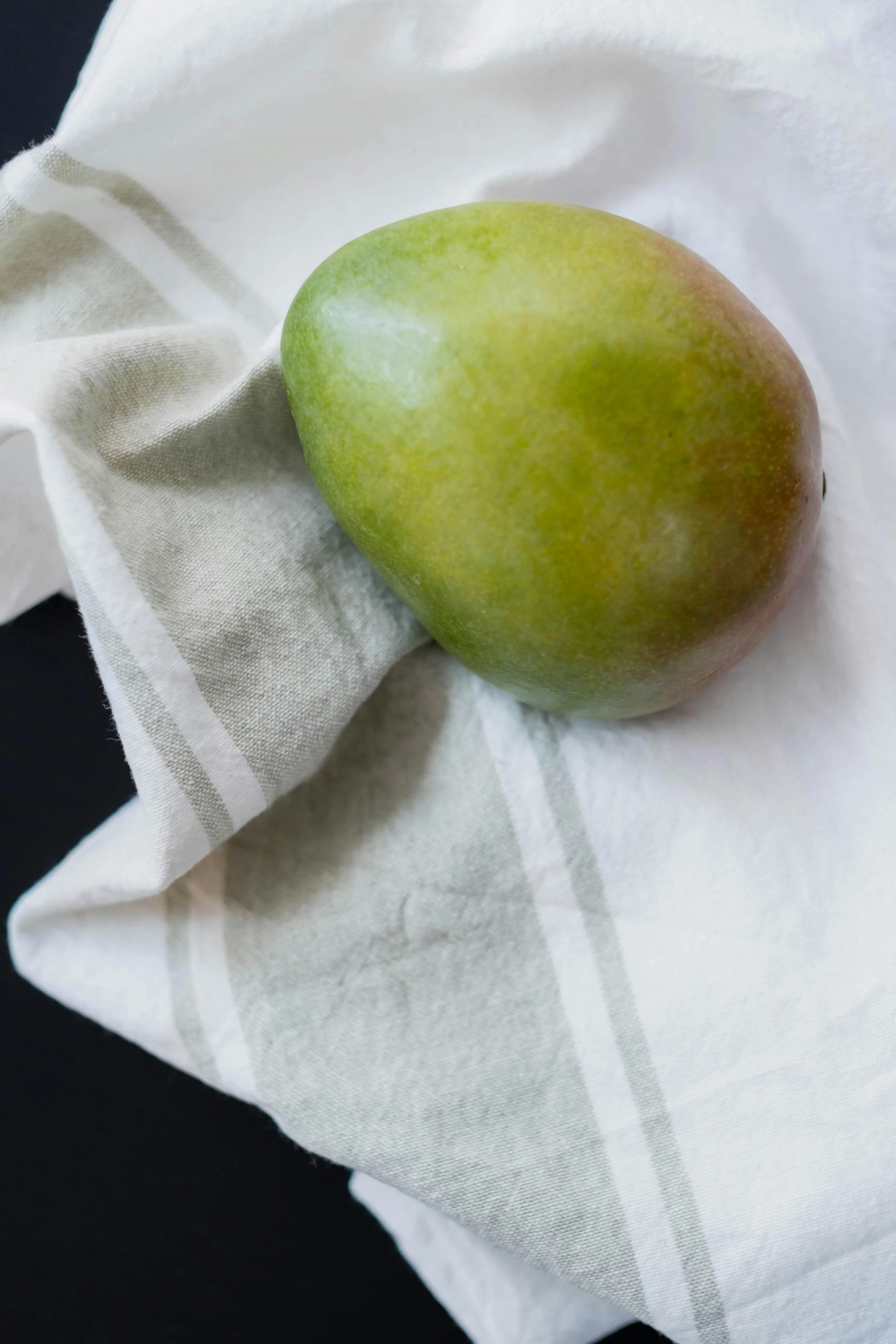 Kupas Tuntas! Trik Simpel Agar Mangga Matang Tidak Cepat Busuk di Rumah