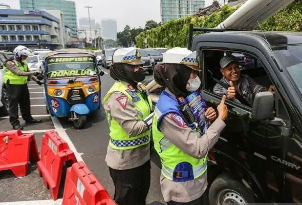 8 Pelanggaran Sasaran Operasi Zebra Semeru 2025 di Surabaya, Catat Baik-Baik!