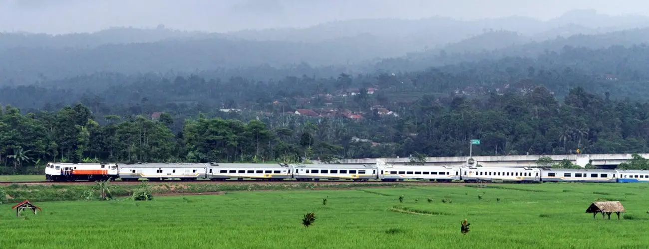 Info Diskon Kereta Api Jelang Nataru 2025, Cek Dulu Ketentuannya sebelum Beli Tiket